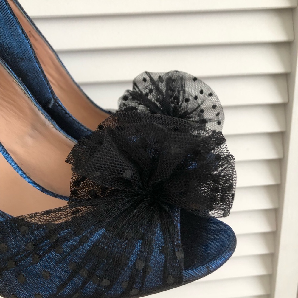 Betsey Johnson Bonnie Electric Blue Polka Dot Tulle Peep Toe Heels Sz 7.5